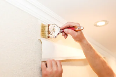 Pose de papier peint à Mespaul — revêtements muraux et toiles de verre
